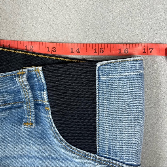 Isabel Maternity Midi Shorts Size 6 Light Wash Side Panel Stretch - Picture 4 of 8